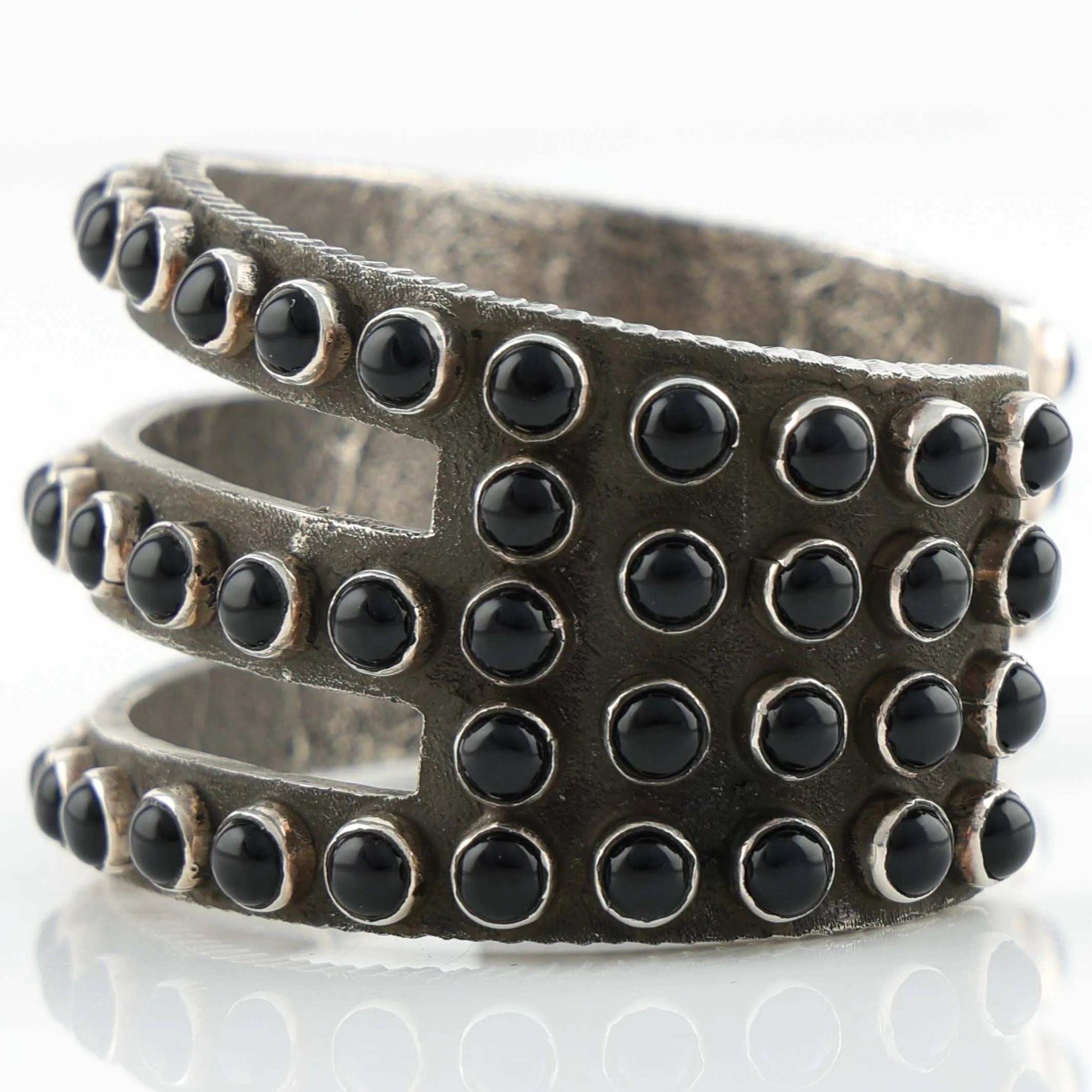 Onyx Row Cuff - Image 4